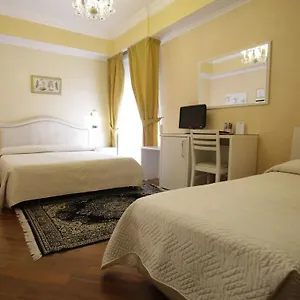 Vienna Ostenda E Ristorante Il Danubio Ρίμινι