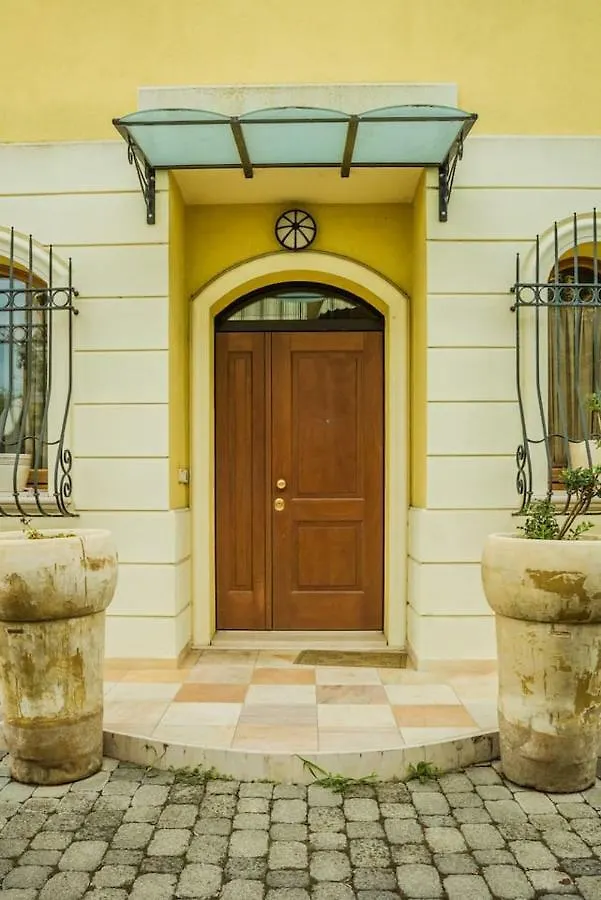 Villa Con Piscina A Римини Италия