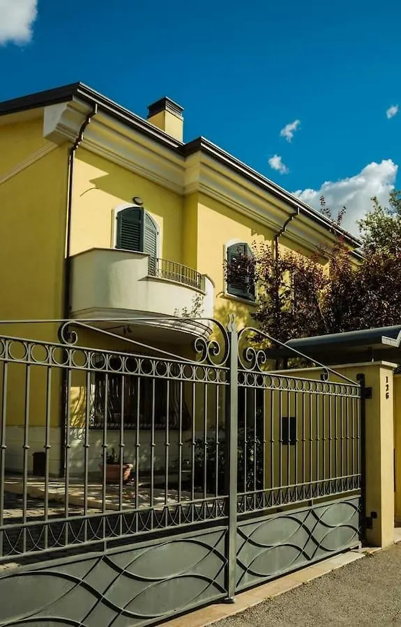 Villa Con Piscina A Римини